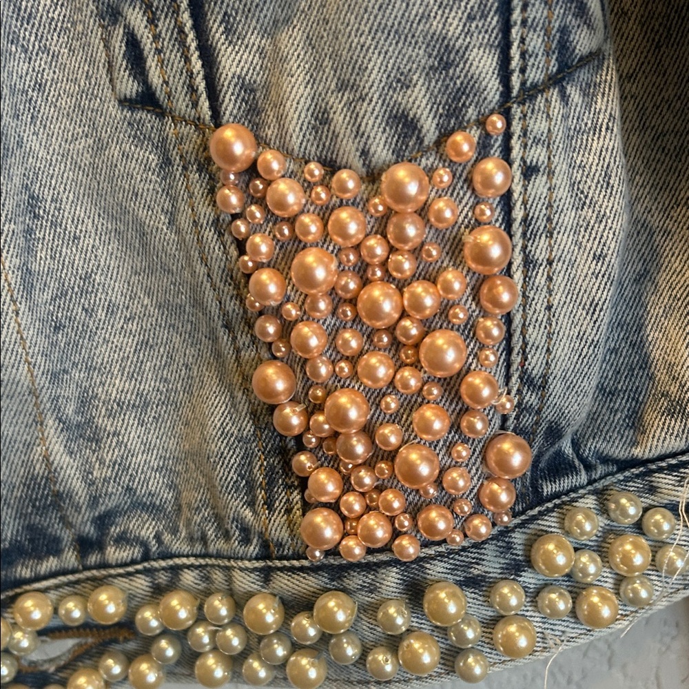 Vintage Embellished Denim Jacket with Pearl Accents - Picture 13 of 15